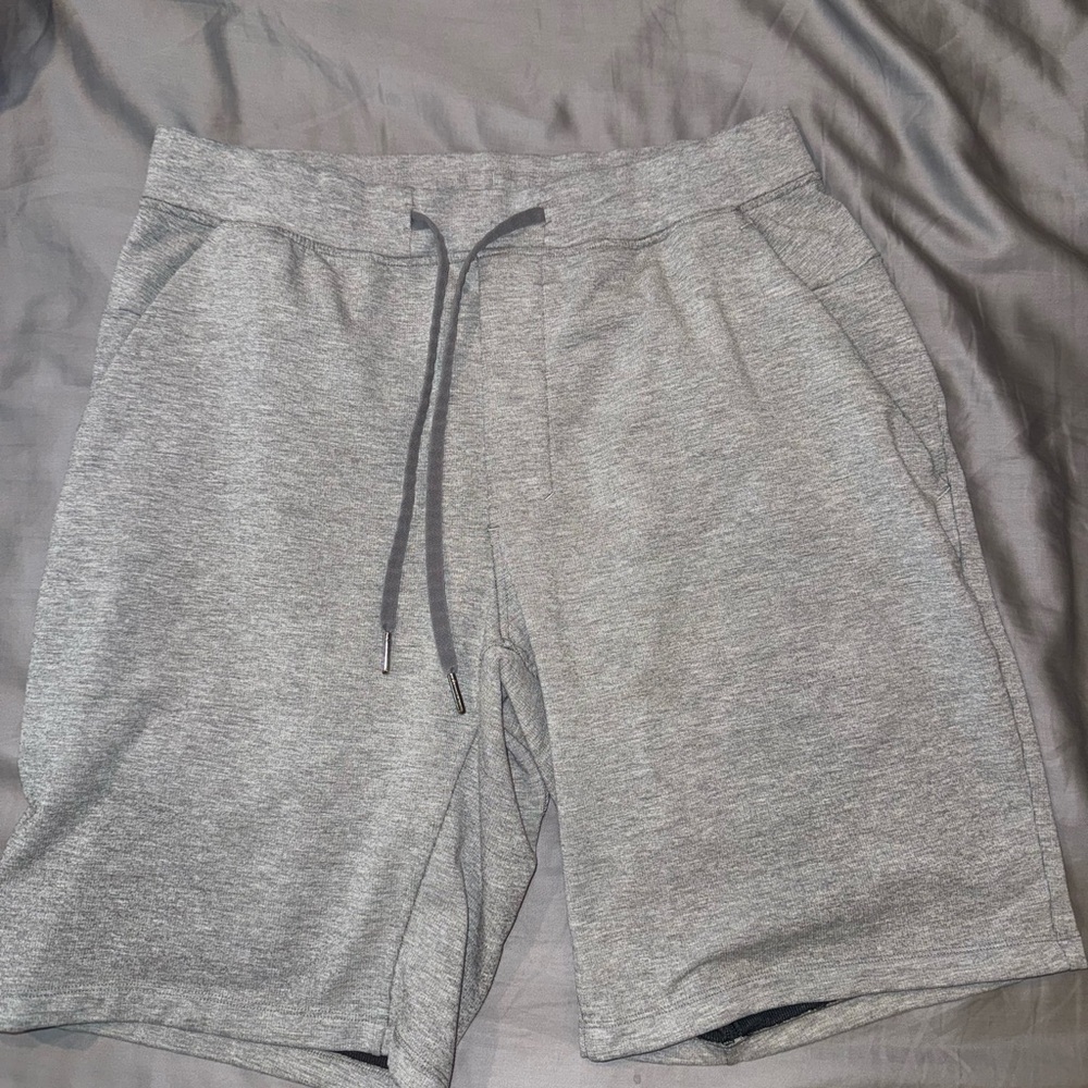 Lululemon Athletica Gray Athletic Shorts with Elastic Waistband